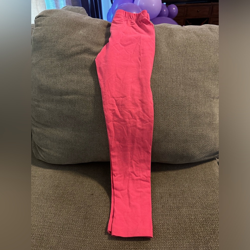 Pink leggings by Vigoss